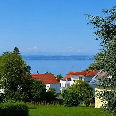 - Panorama Mit Seeblick Апартаменты *
